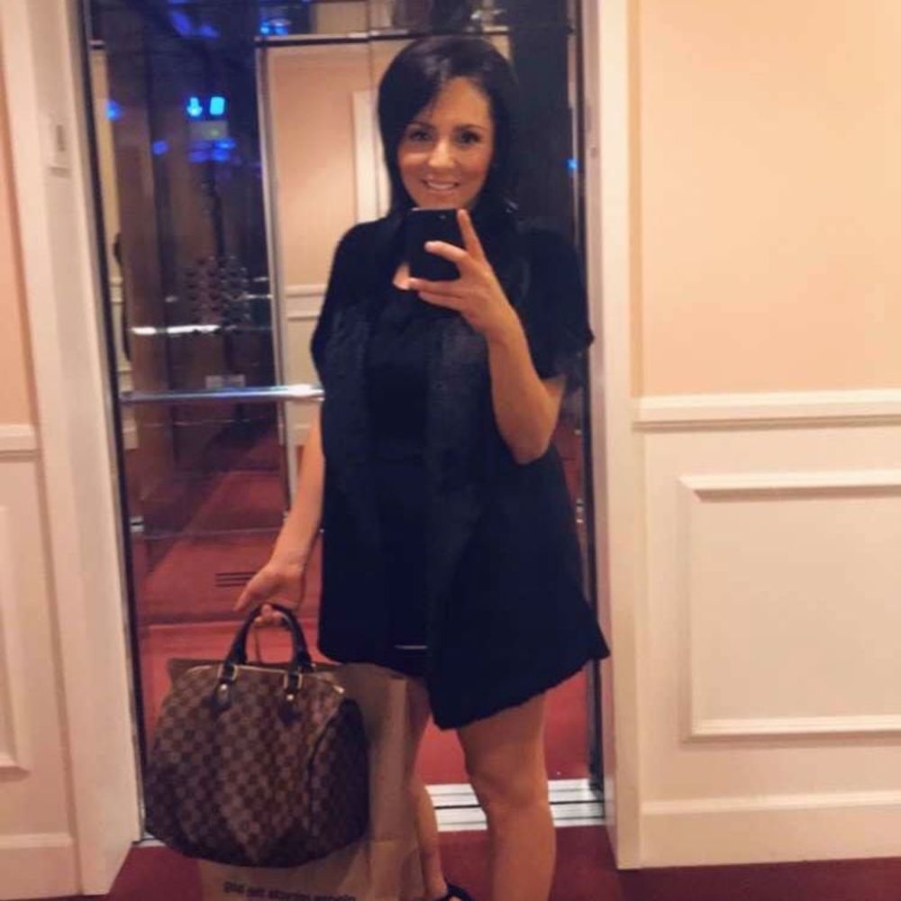 Meet your Posher, Elizabeth